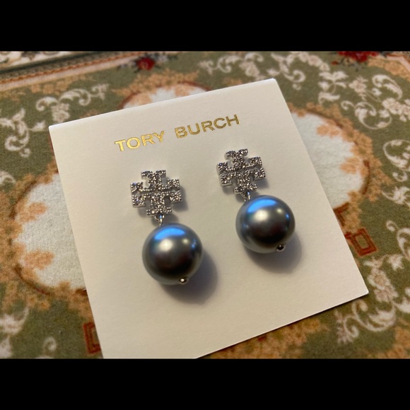 COPY - Tory Burch Logo Pearl Drop Earrings - Picture 3 of 4